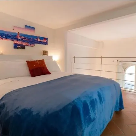 Charming Loft Corso Italia * Florence